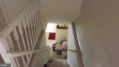 6018 Rowanberry Dr, Elkridge, MD 21075 - photo 3