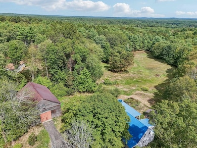 60 Ledge Farm Rd, Nottingham, NH 03290 - photo 2