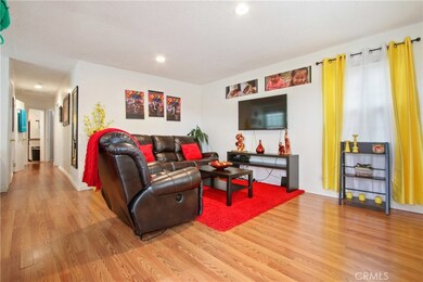 930 W Cedar St, Compton, CA 90220 - photo 2