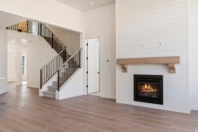 1251 E Larkspur Way, Layton, UT 84040 - photo 3