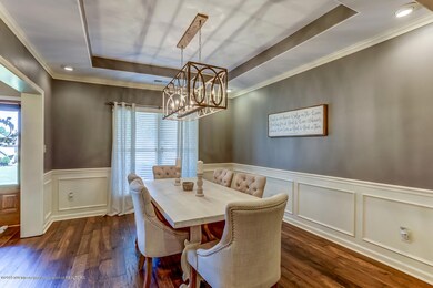 Formal Dining