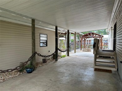 24505 Snail Rd, Astor, FL 32102 - photo 3
