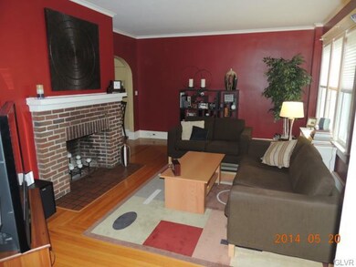631 W Burke St, Easton, PA 18042 - photo 2