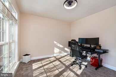 3376 Logstone Dr, Triangle, VA 22172 - photo 6