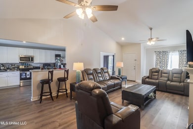 2082 Juniper Dr, Biloxi, MS 39532 - photo 5