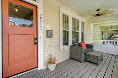 2562 Glen Echo Dr