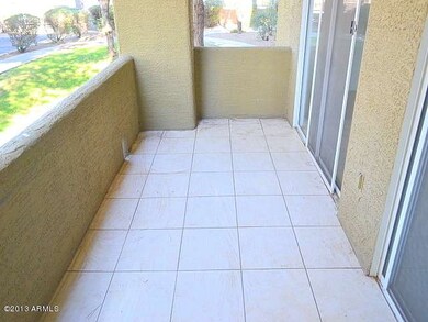 023-373510-patio-4