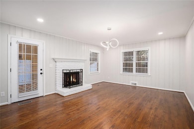 4090 Land O Lakes Dr NE, Atlanta, GA 30342 - photo 3