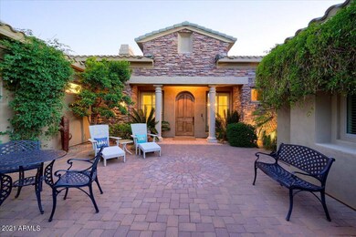 06-Courtyard