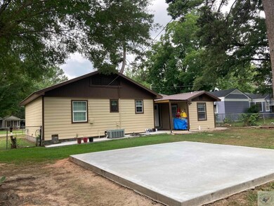 831 Burma Rd, Wake Village, TX 75501 - photo 6