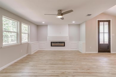 1315 Vine St, Weatherford, TX 76086 - photo 6