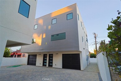 4649 Pickford St, Los Angeles, CA 90019 - photo 2