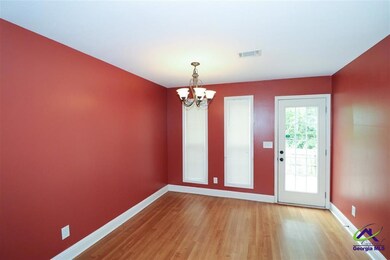 221 Haverhill Cir, Warner Robins, GA 31088 - photo 5