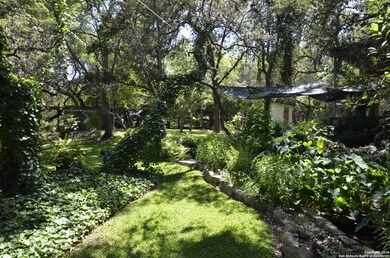 8819 Fox Briar Ln, Boerne, TX 78006 - photo 5