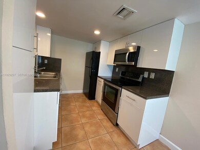 4635 NW 97th Place unit 158, Doral, FL 33178 - photo 2