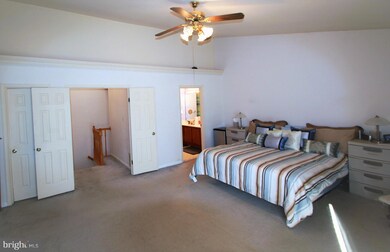 12578 Kempston Ln unit 8, Woodbridge, VA 22192 - photo 7