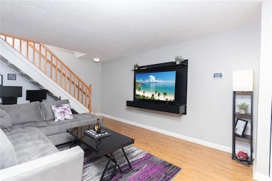 1348 Surrey Ln SW unit 1348, Marietta, GA 30008 - photo 5