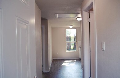 7716 Appleton St unit C, Houston, TX 77022 - photo 3