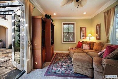 Casita with Recessed Lighting-Crown Molding-Separa