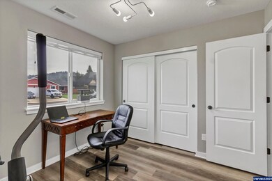 38600 SW Filbert St, Scio, OR 97374 - photo 7