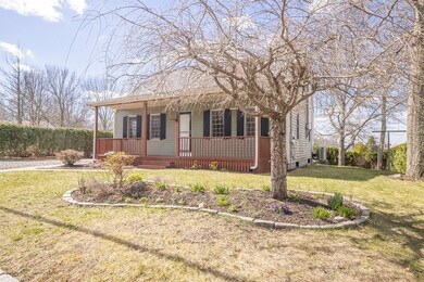 21 11th St, South Dartmouth, MA 02748 - photo 2