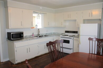 114 Louis St, Derby Line, VT 05830 - photo 5