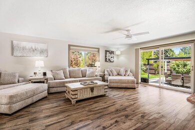 14-Living Area