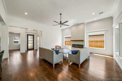 4210 W Tucson Place, Broken Arrow, OK 74011 - photo 3