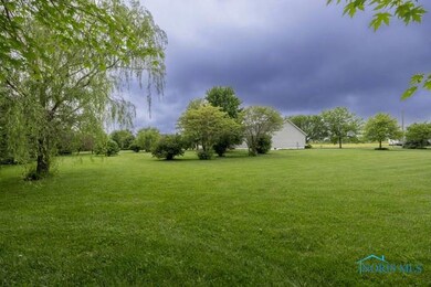 1033 Joseph Rd, Luckey, OH 43443 - photo 3