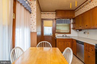 228 Bern St, Reading, PA 19601 - photo 6