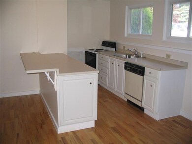 16 Off Conwell St unit 1-2, Provincetown, MA 2657 - photo 6