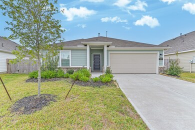 1197 Cavalry Junction Dr, Alvin, TX 77511 - photo 2