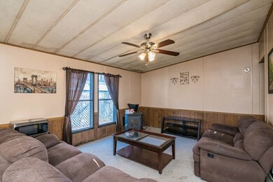 4 Yankee Drummer, Warren, MA 01083 - photo 4