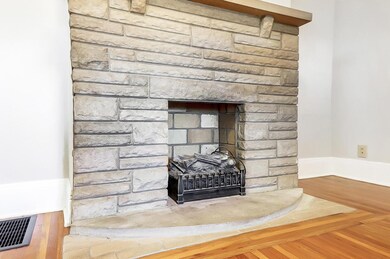 155 E Jenkins Ave, Columbus, OH 43207 - photo 7