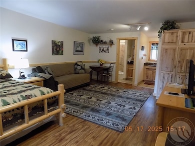 1505 Broadway Ave S, Red Lodge, MT 59068 - photo 3