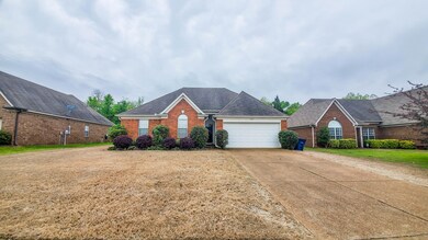 Large Lot w/2-Car Garage