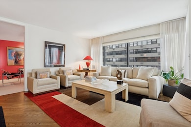 The Warwick unit 10B, Chicago, IL 60610 - photo 6