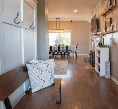 3015 Lodgepole Dr, Whiteland, IN 46184 - photo 5