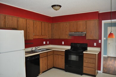 607 Walden Place, Jacksonville, NC 28546 - photo 6