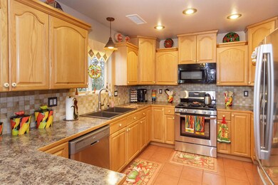 24925 N Camino Del Reino, Paulden, AZ 86334 - photo 7