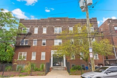 16 Irving St unit A1, Newark, NJ 07104 - photo 2