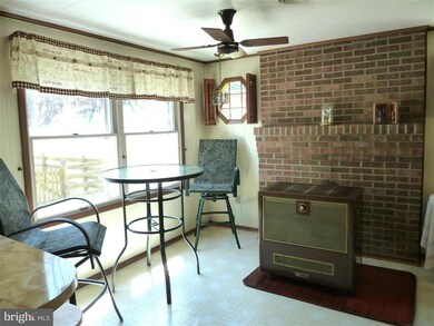 12561 Indian Springs Rd, Clear Spring, MD 21722 - photo 5