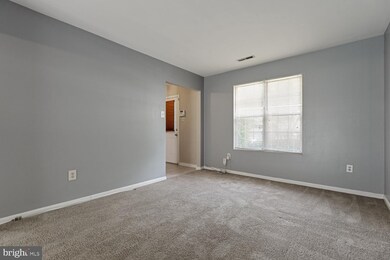 3438 Elenoir Ct, Bowie, MD 20716 - photo 7