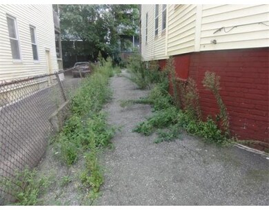 49 Thornton St, Revere, MA 02151 - photo 4