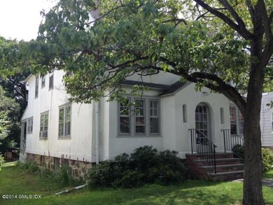 23 Meadow Dr, Cos Cob, CT 06807 - photo 2