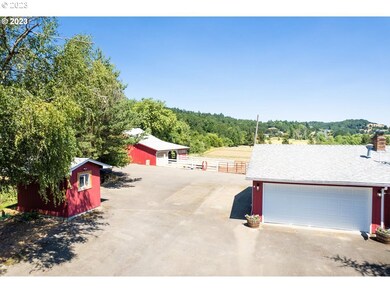 747 NW Evans St, Sheridan, OR 97378 - photo 4