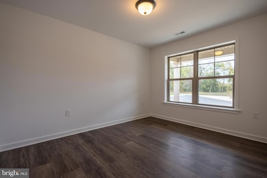 72 Grainfield Ct, Martinsburg, WV 25404 - photo 5