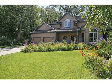 4 Magnolia Cir, Greenville, RI 02828 - photo 2