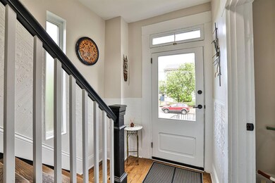 005-Foyer-2