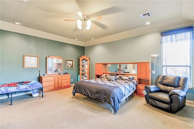 2113 Woodhill Rd, Edmond, OK 73025 - photo 5